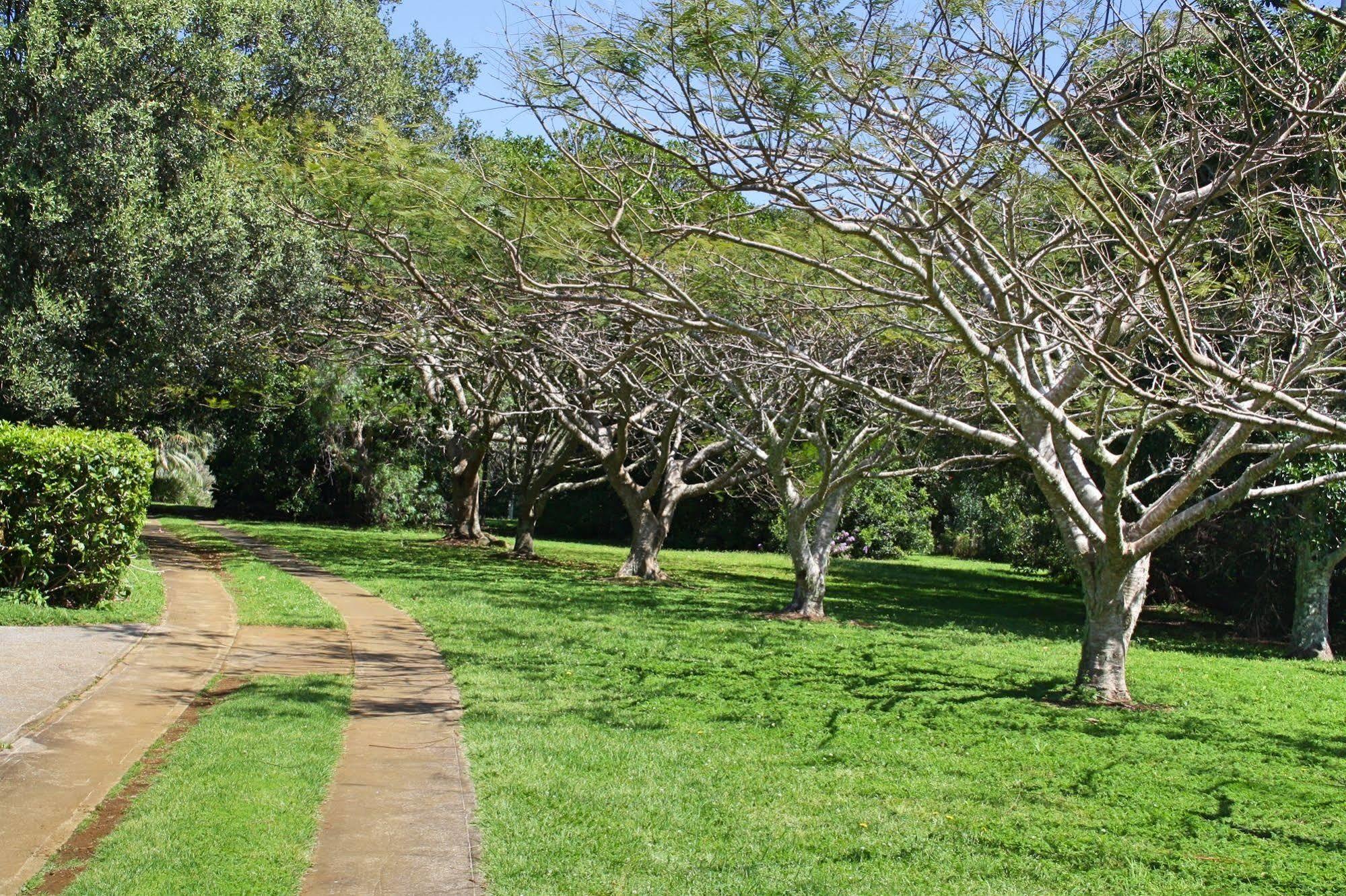 Отель Tau Gardens Norfolk Island Экстерьер фото